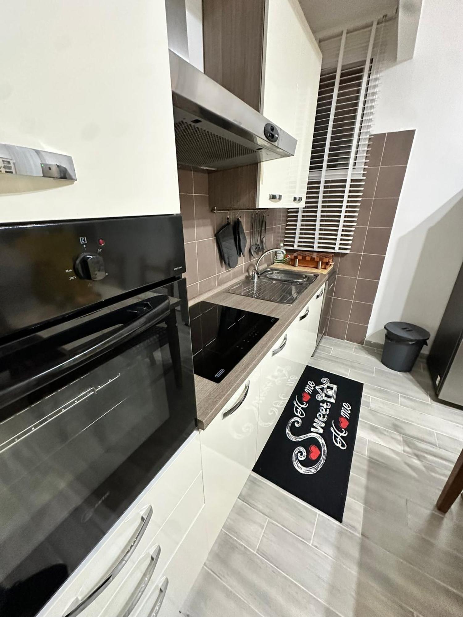 Gemma Suites Whole Apartment Болоня Екстериор снимка